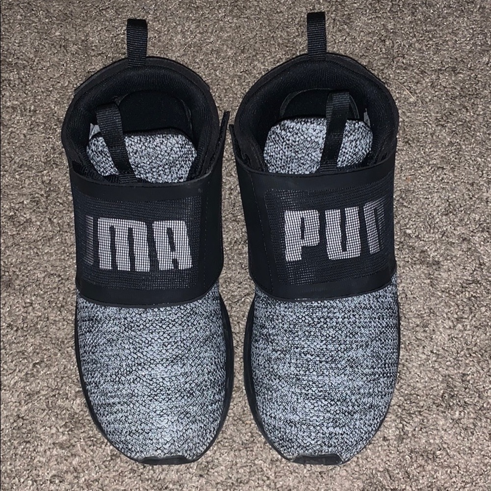 Puma Sneakers